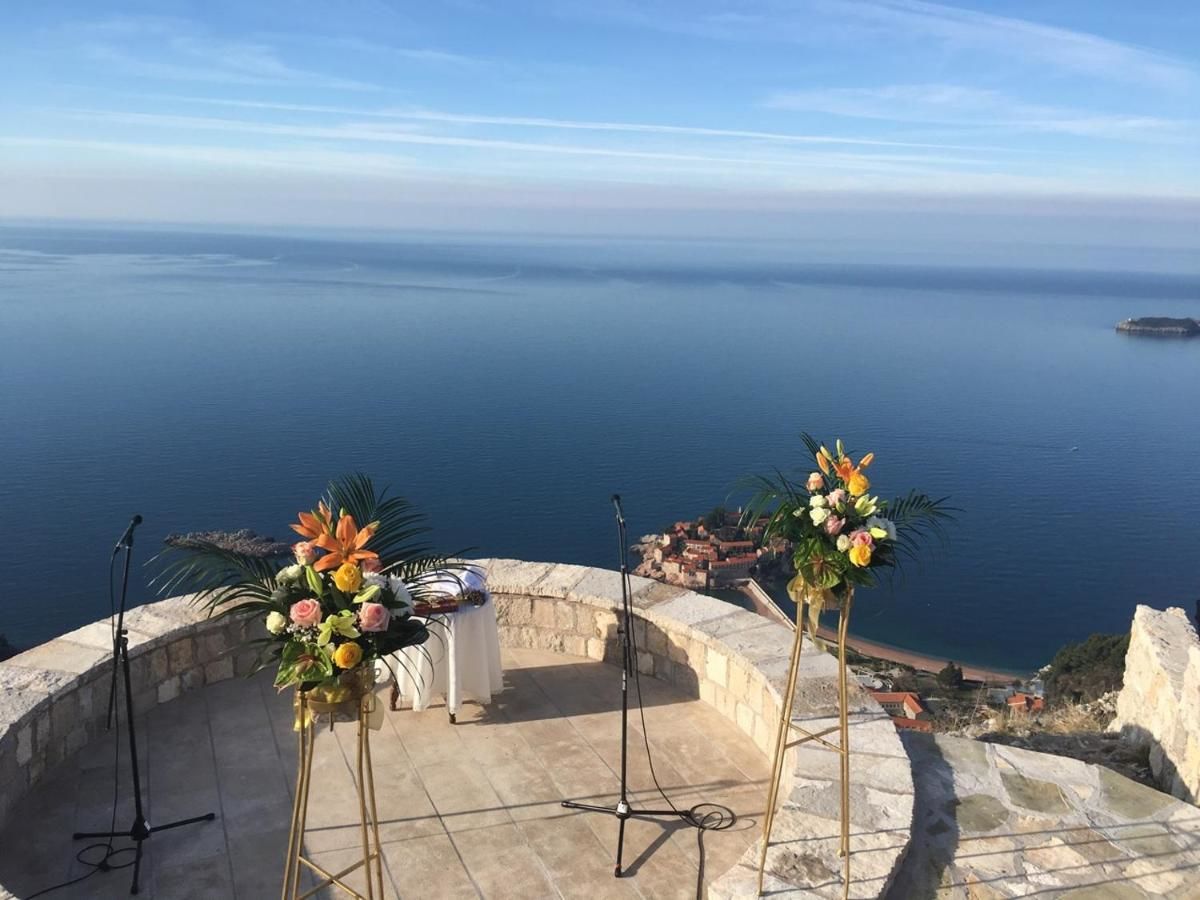 Апартаменты Apartments Mitrović Podličak Свети-Стефан-9