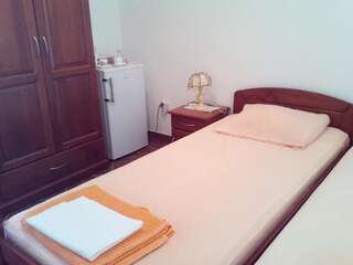 Апартаменты Apartments Mitrović Podličak Свети-Стефан Двухместный номер эконом-класса с собственной внешней ванной комнатой-4